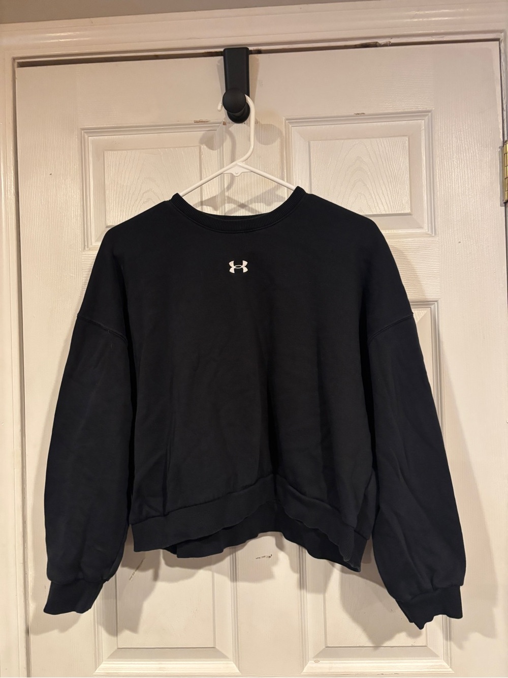 Girls under armour oversized crewneck